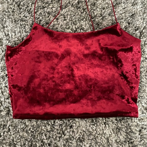 Velvet red crop top - Picture 1 of 2